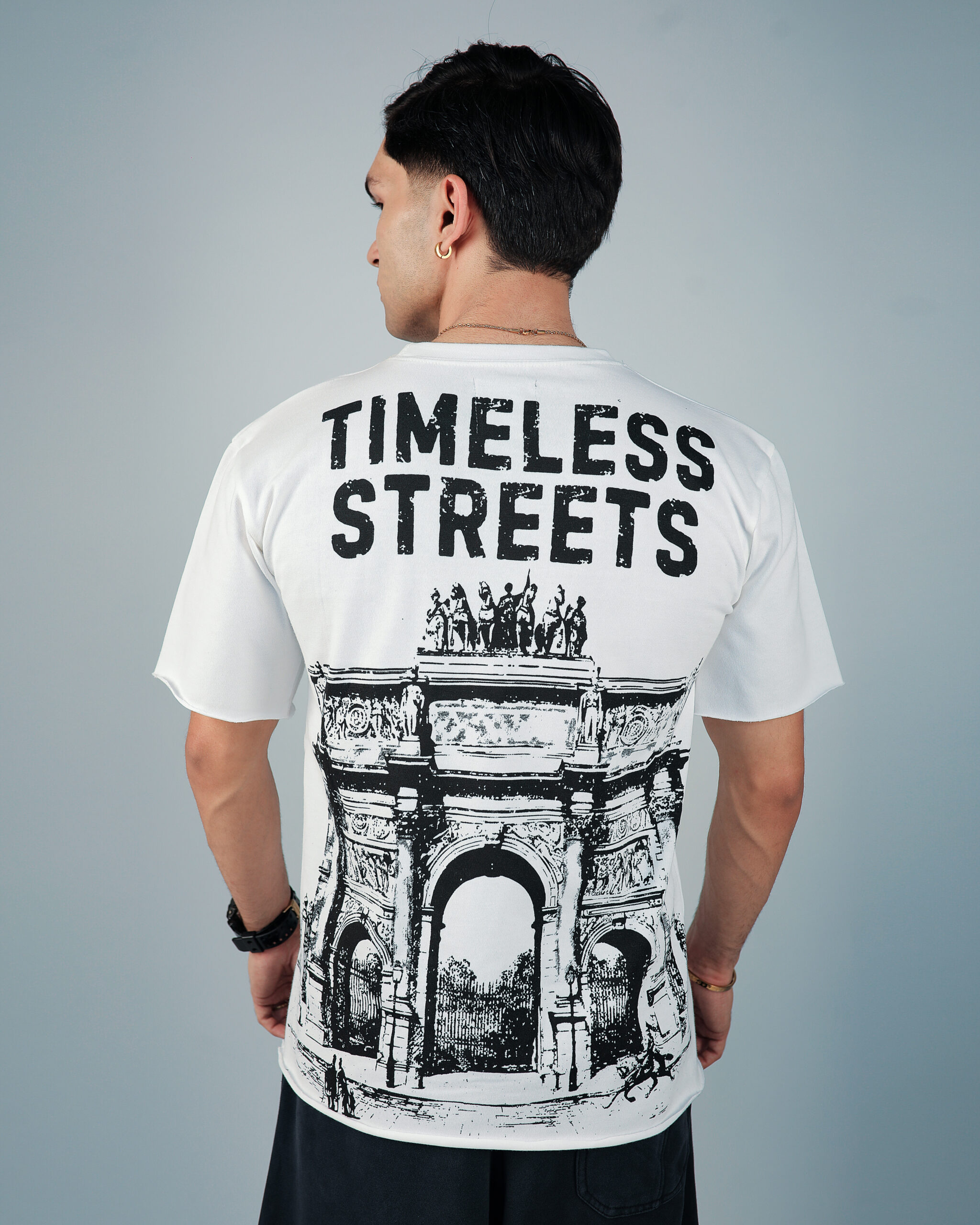 Timeless Streets Oversized - Image 2